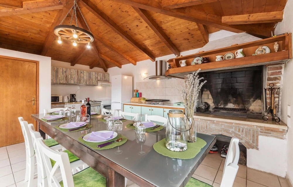 Amazing Home In Labin