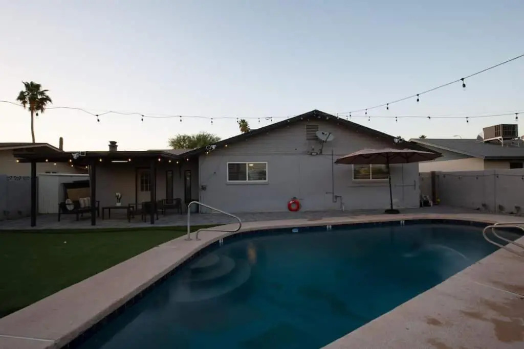 Modern Tempe Gem w Sparkling Pool and Game Room