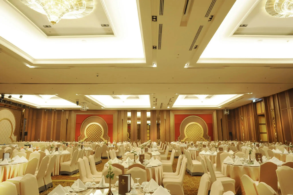 Al Meroz Hotel Bangkok - The Leading Halal Hotel