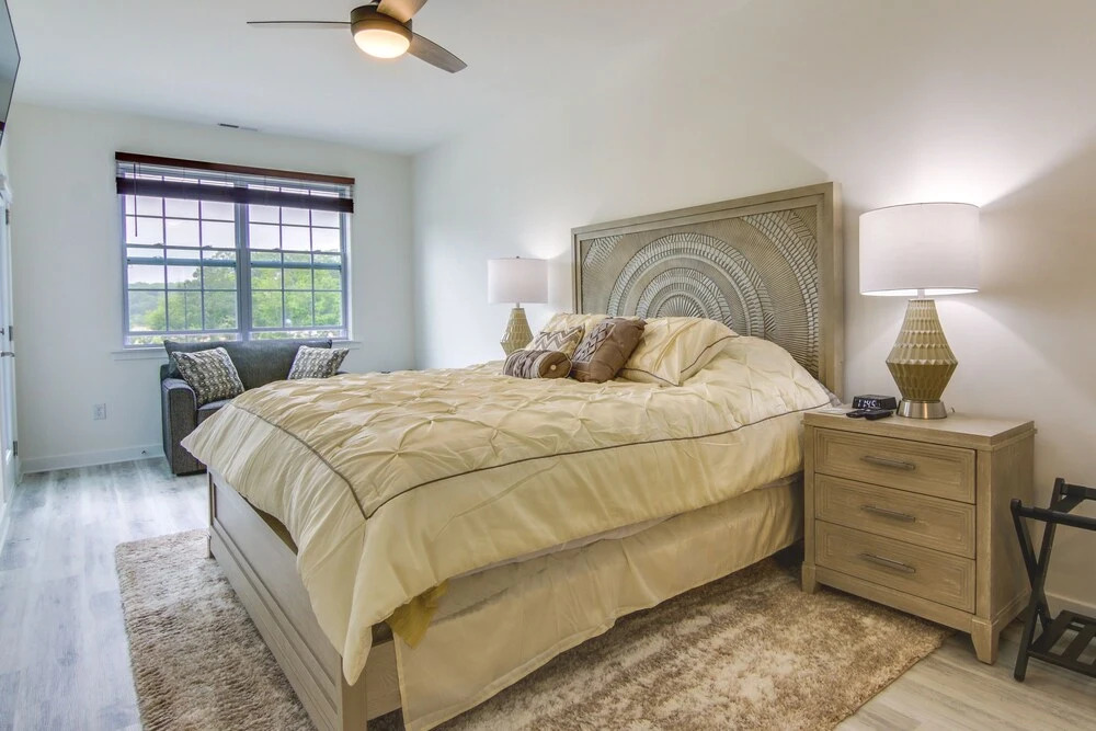 Creek Access & Balcony: Lewes Home Near Beaches