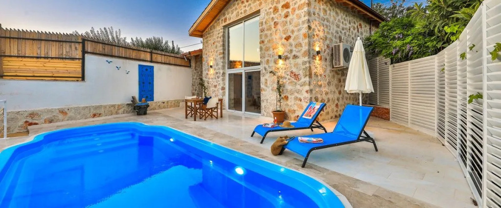 Villa Tas Ev