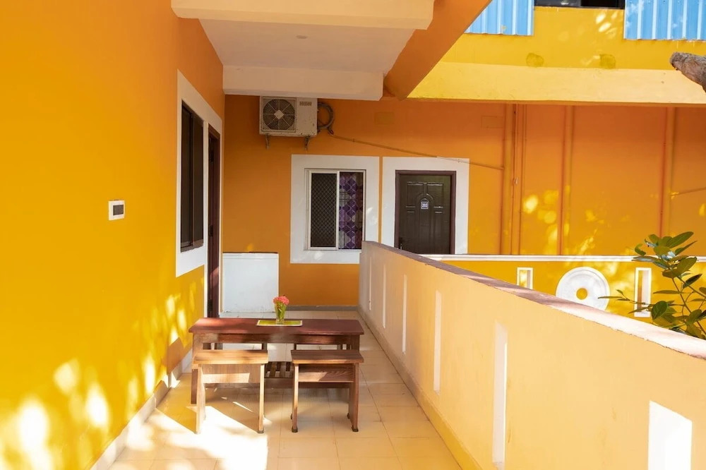 Auro Resort