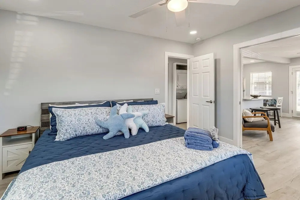 Walk to Gulf: Madeira Beach Condo w/ Patio