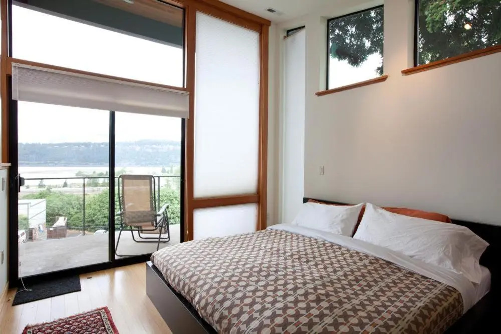 Bridge View Loft 3 Bedrooms 2 Bathrooms Townhouse