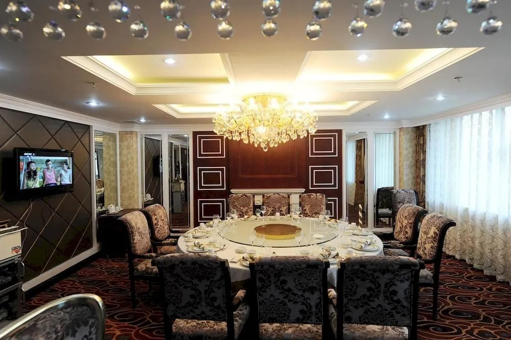 Long Fei Yuan Hotel