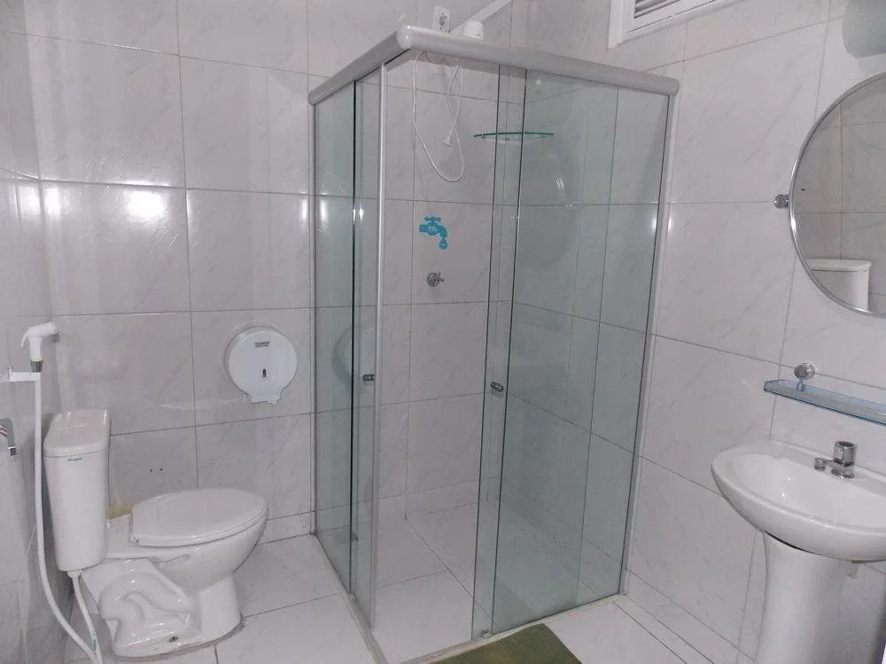 Praia dos Amores Hostel
