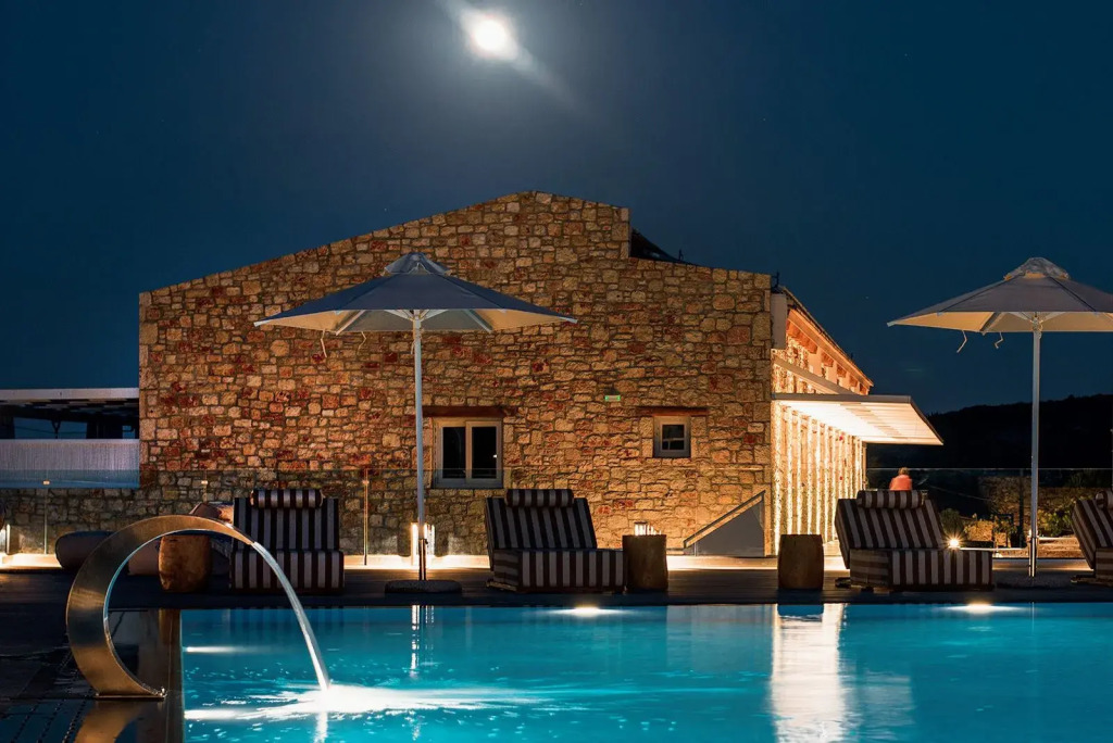 Aliv stone suites & spa