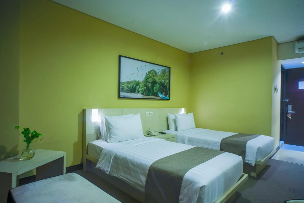 Royal Regantris Cendana