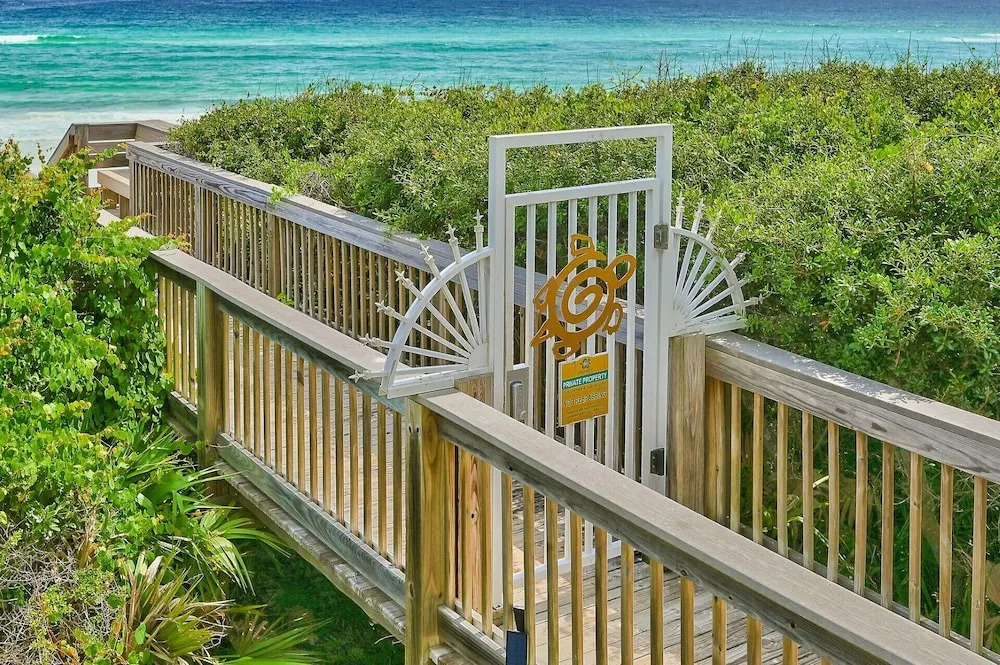 Luxury 4-bedroom Vacation Home With Unparalleled Gulf Views