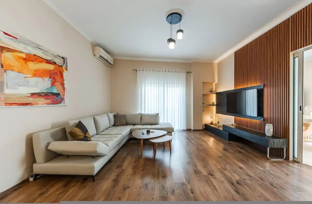 The Old-clock Apartment Modern 2BR
