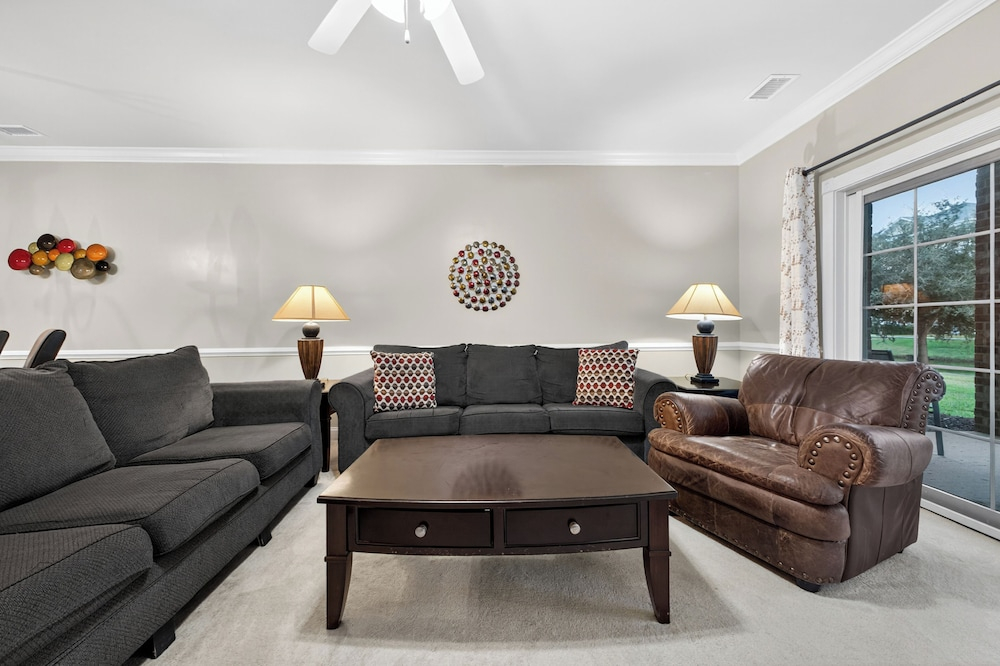 Magnolia Pointe Luster Leaf 4847-102