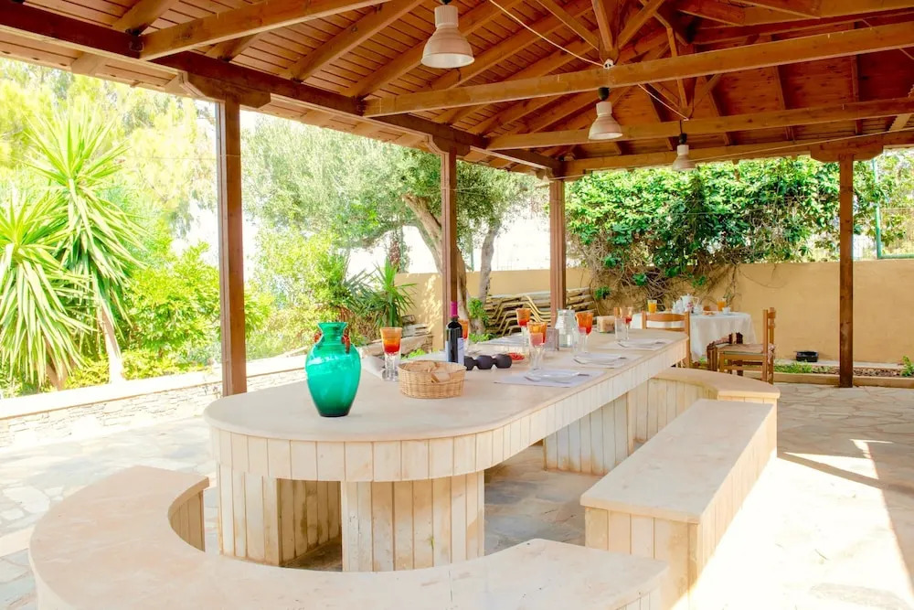 Villa Apollo Pelagia