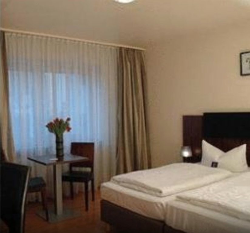 City Hotel Mercator
