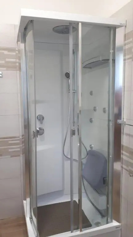 Appartamento in Villa con Idromassaggio a pochi minuti dal Lago Maggiore