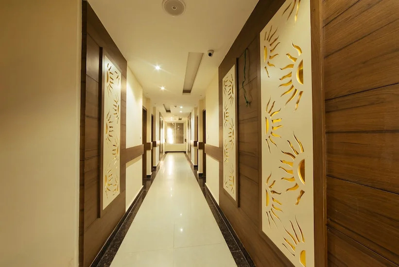 Radical Palace Hotel and Restaurant