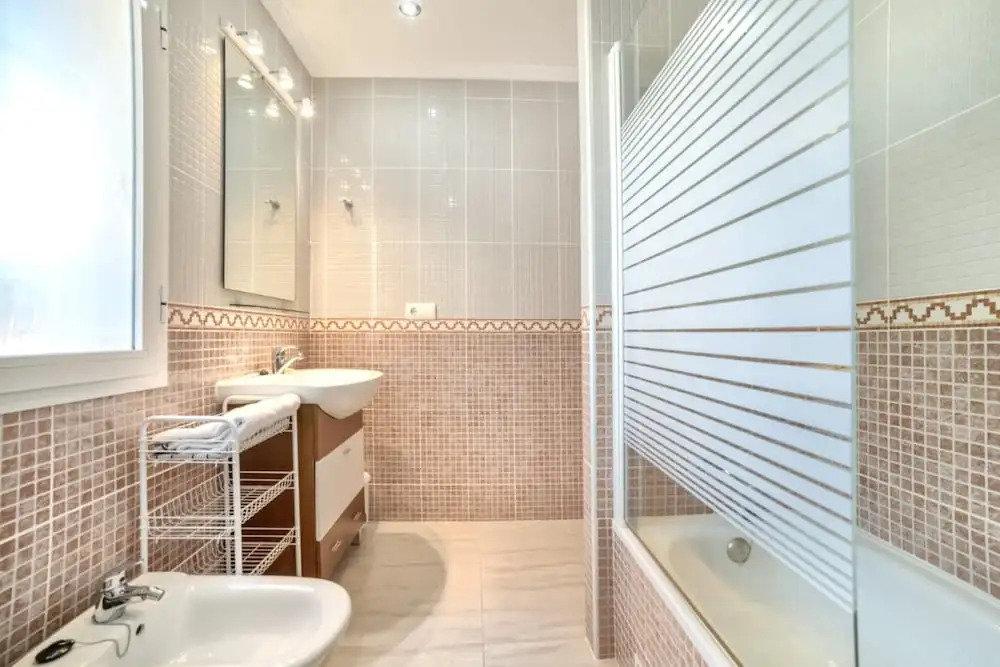 Bungalow - 3 Bedrooms with Pool and WiFi - 105003