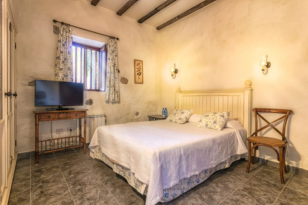 Hotel Rural LIVVO Maipez