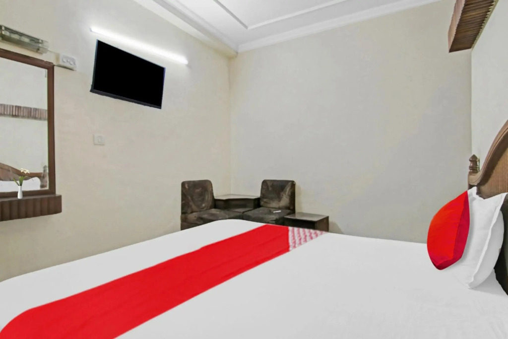 Flagship 70147 Hotel Br International