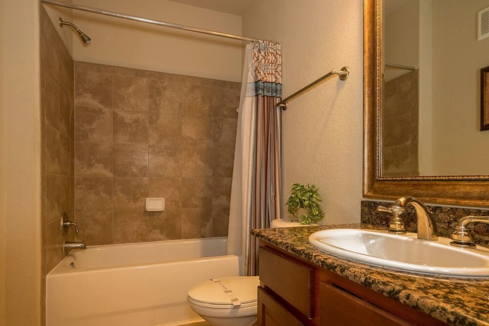 BP623CP Bella Piazza - Three Bedroom Condo