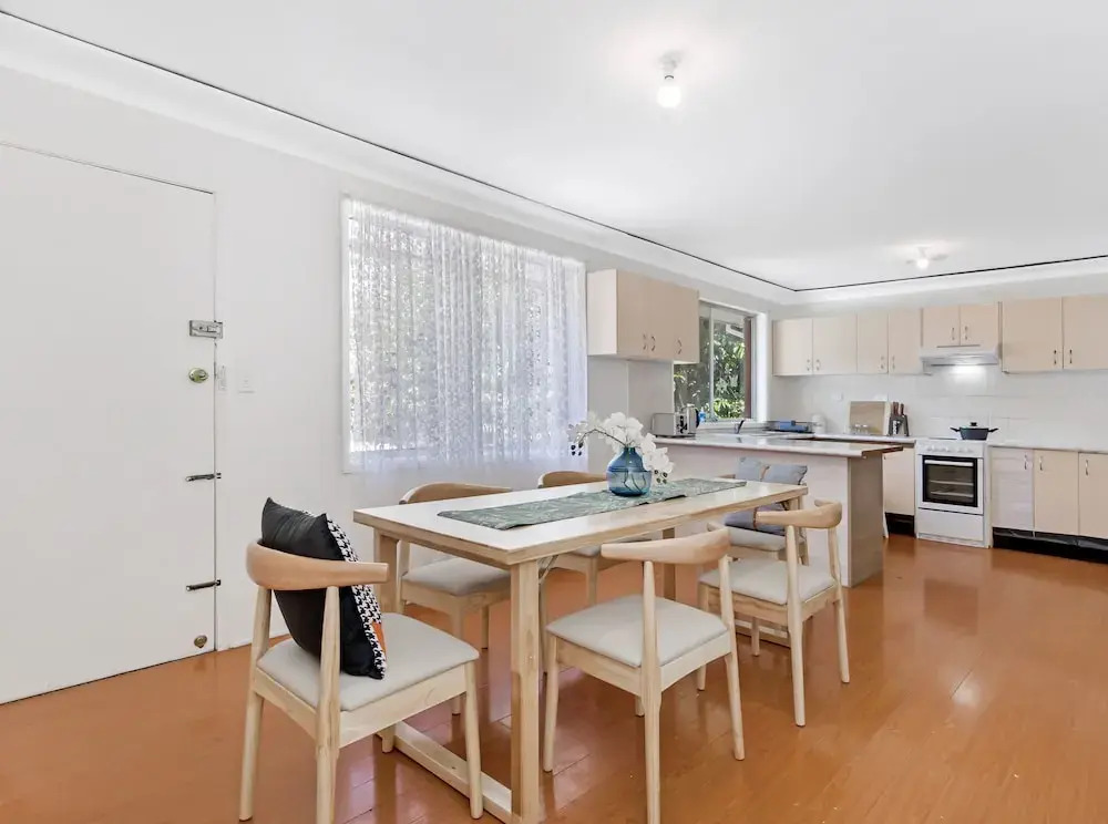 Kozyguru | Carlingford | 3 Beds + Free Parking