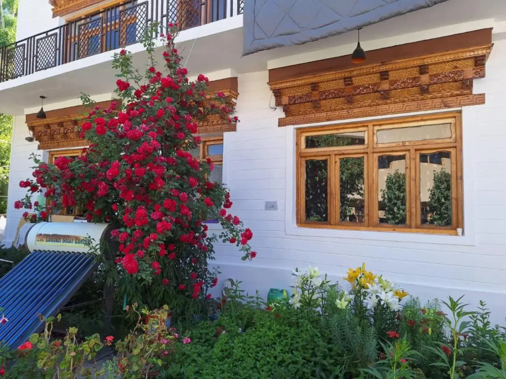 Shanti Guest House