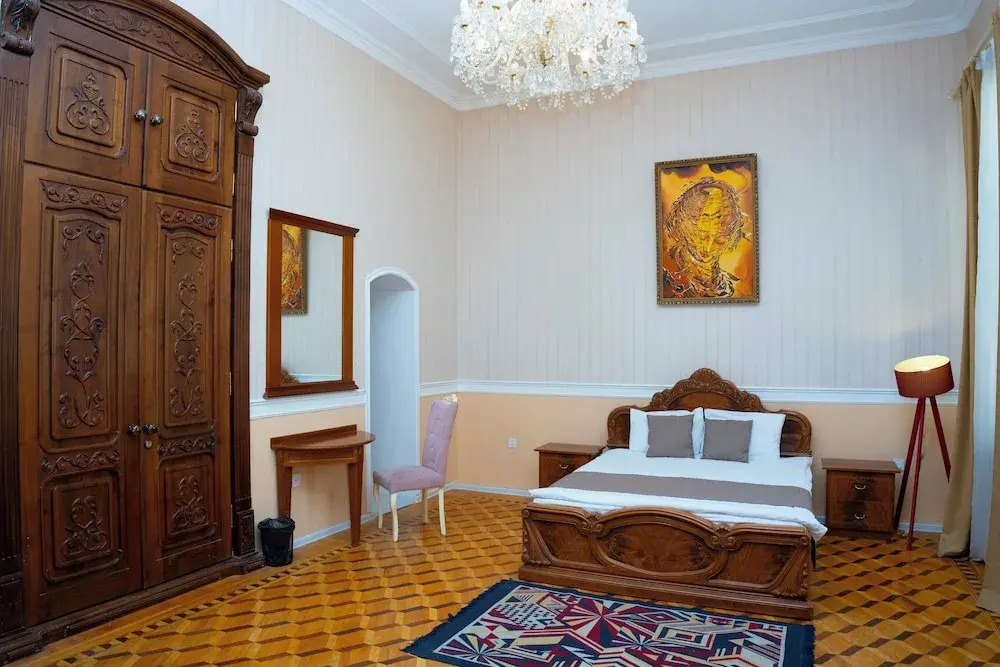 Khatai Royal Hotel