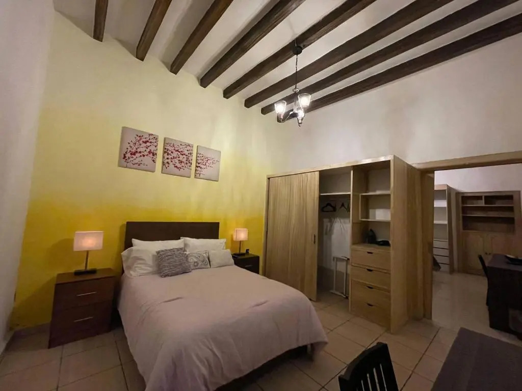 Nice Room in the Center of Morelia, Casa Corregidora I