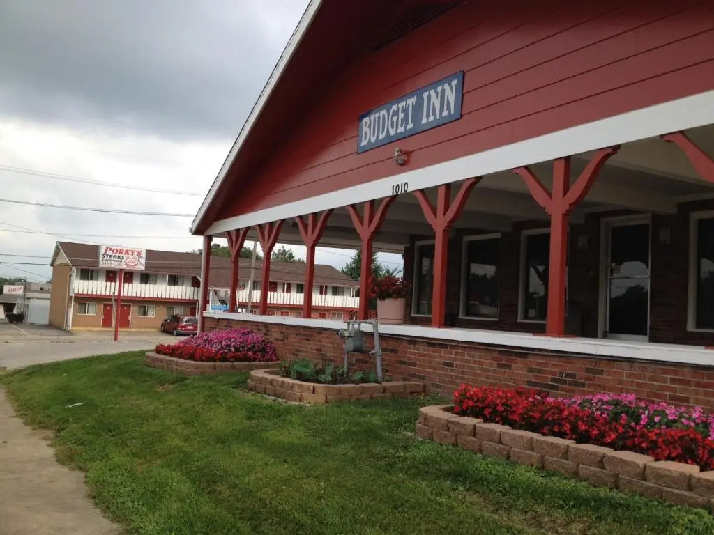 Budget Inn Mexico MO on US 54