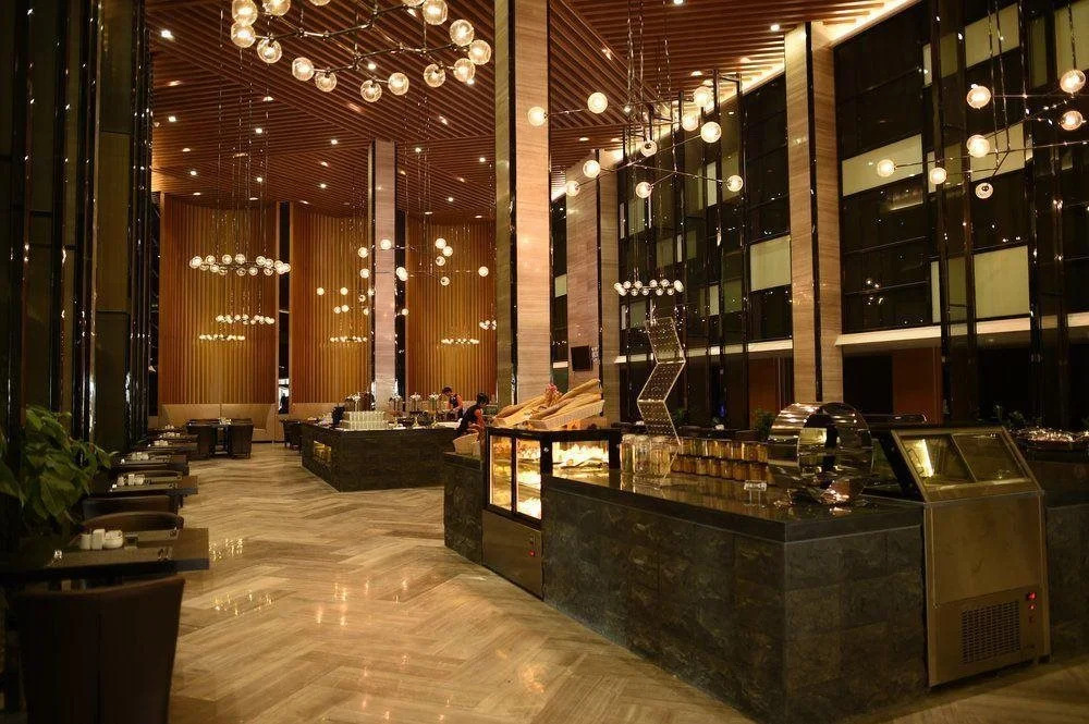 Treasure Island Hotel HUMEN