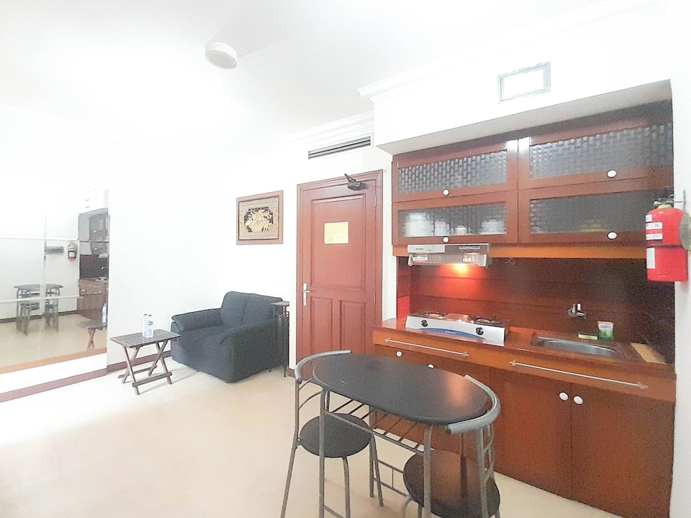 Strategic 2Br At Apartment Grand Setiabudi