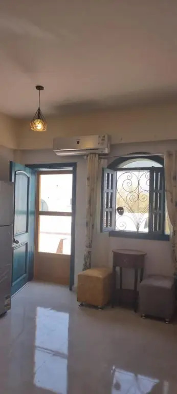 بلو هول بلازا