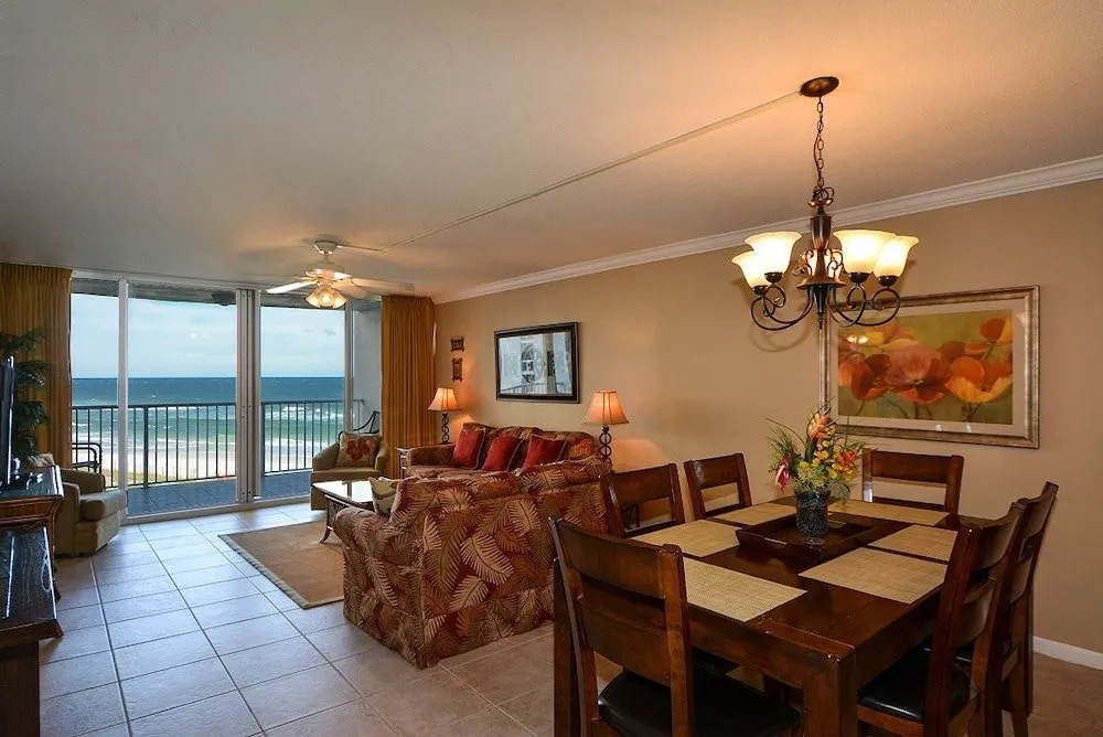 Shoreline 2054 Condo by RedAwning
