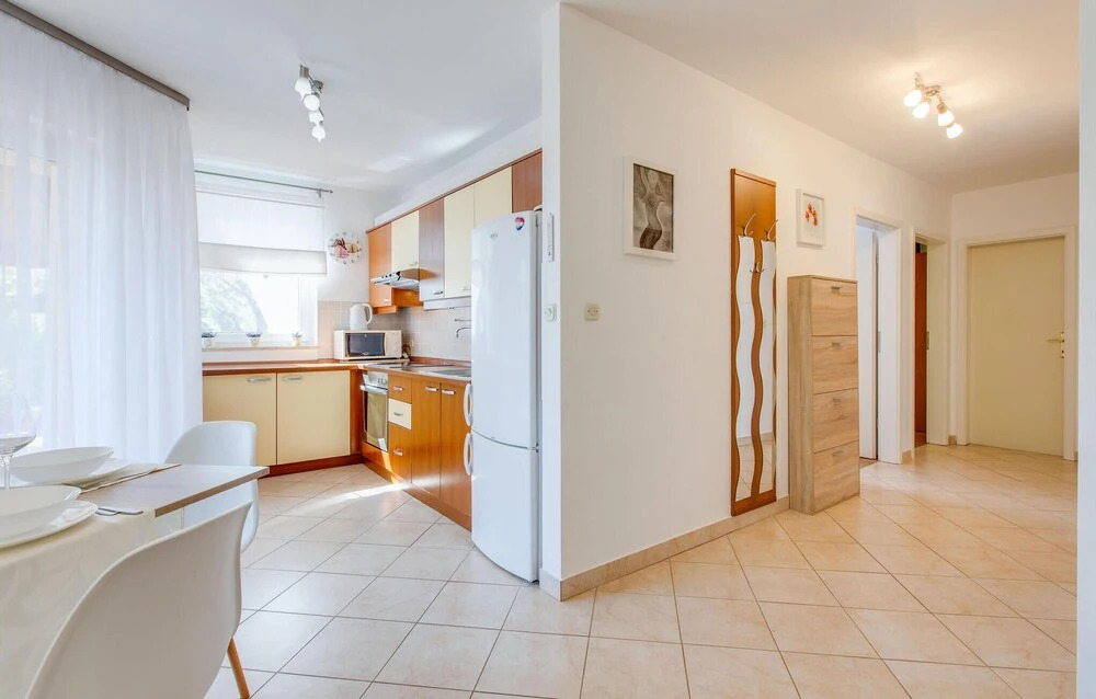 Amazing Apartment in Vantacici With Wifi and 2 Bedrooms