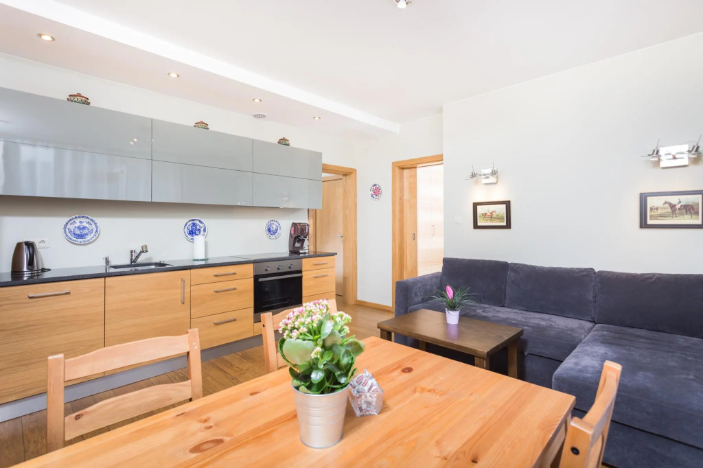 InPoint Jewish Town Apartments