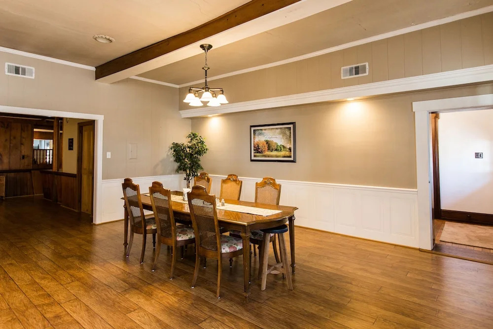 Red Rose Bed & Breakfast