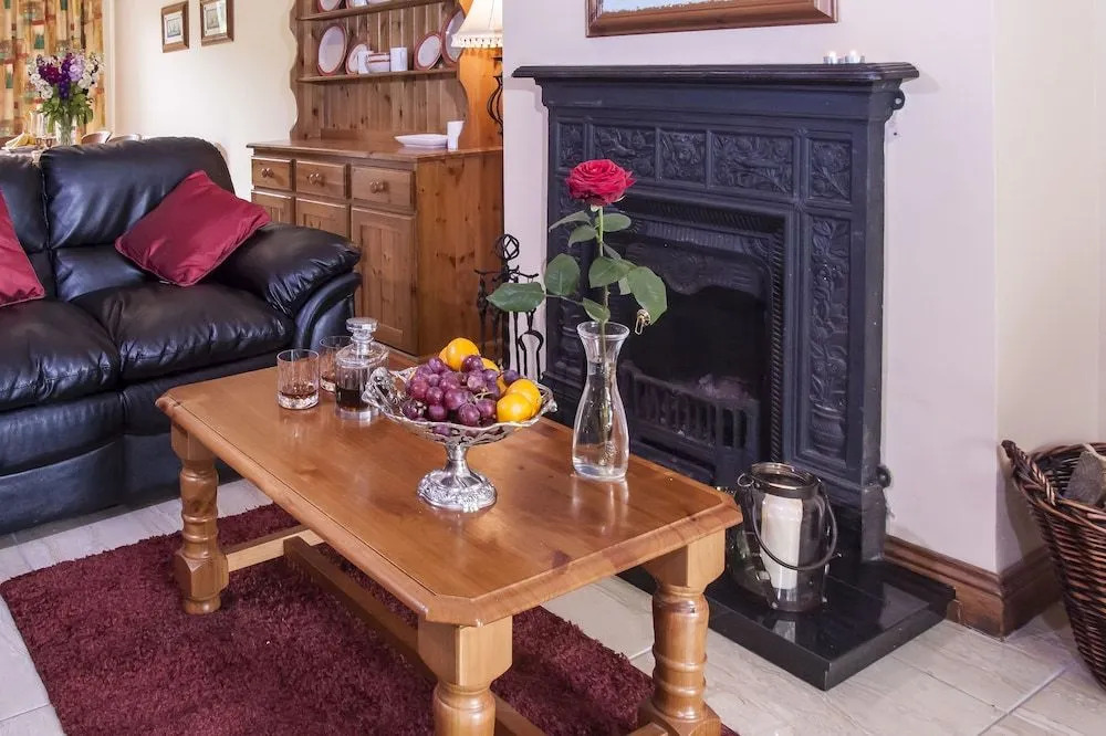 Old Killarney Cottages