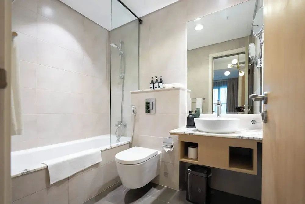 Exclusive Paramount 2BR - Skyline