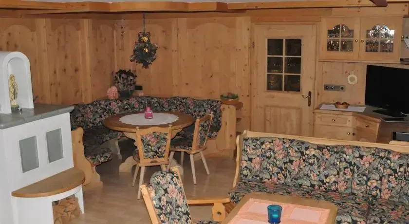 Gasthaus Hotel zum Hirschen