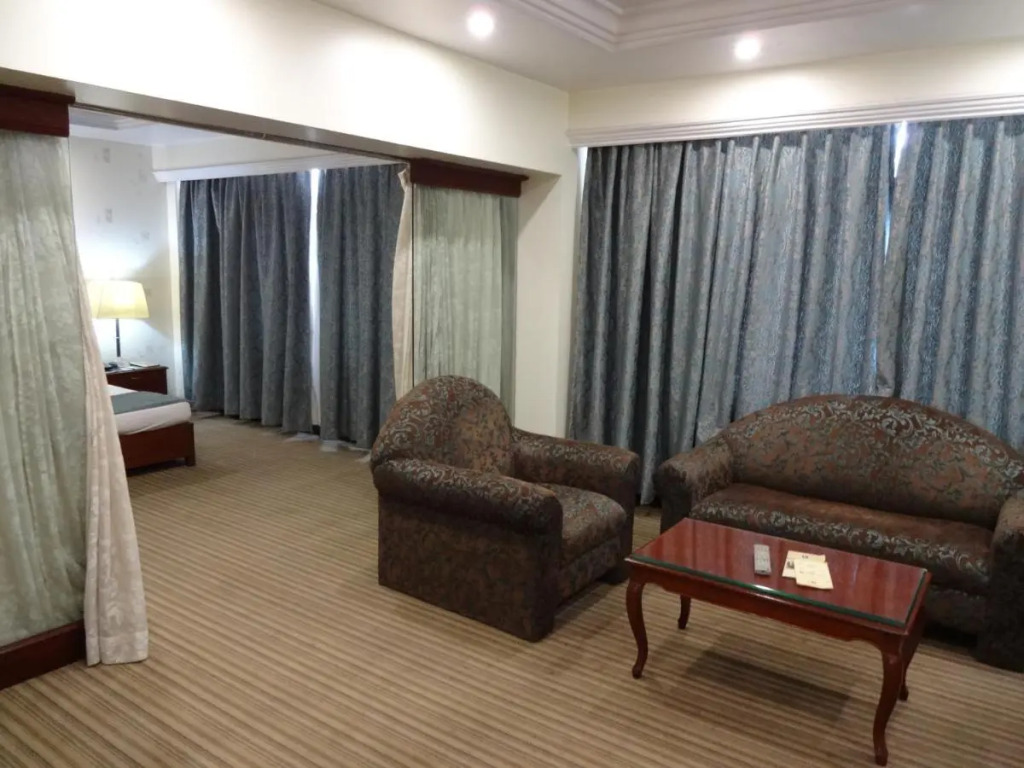 Hotel Celebration