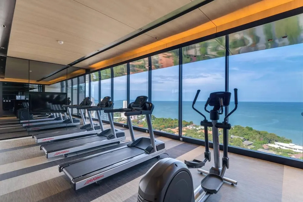 31st Floor 2 Bed Room Sea View Gem - Rare Unit