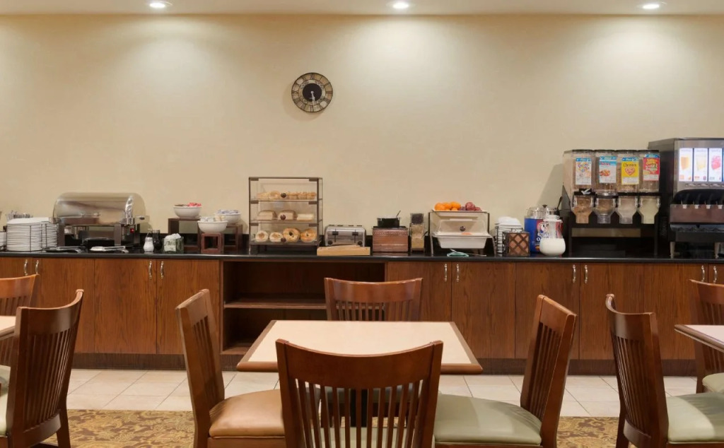 Country Inn & Suites by Radisson, Bradenton-Lakewood-Ranch, FL
