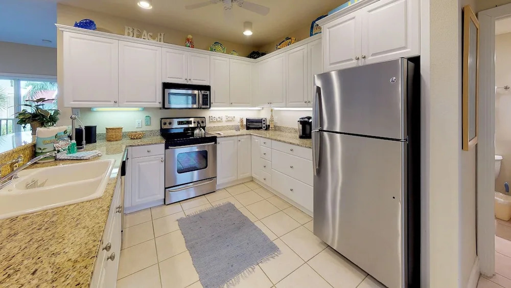 226 Bradenton Beach Club