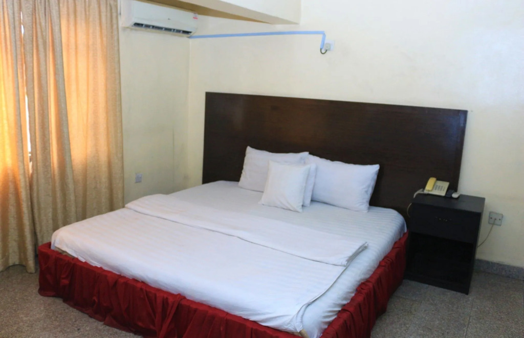 Sissi Hotel