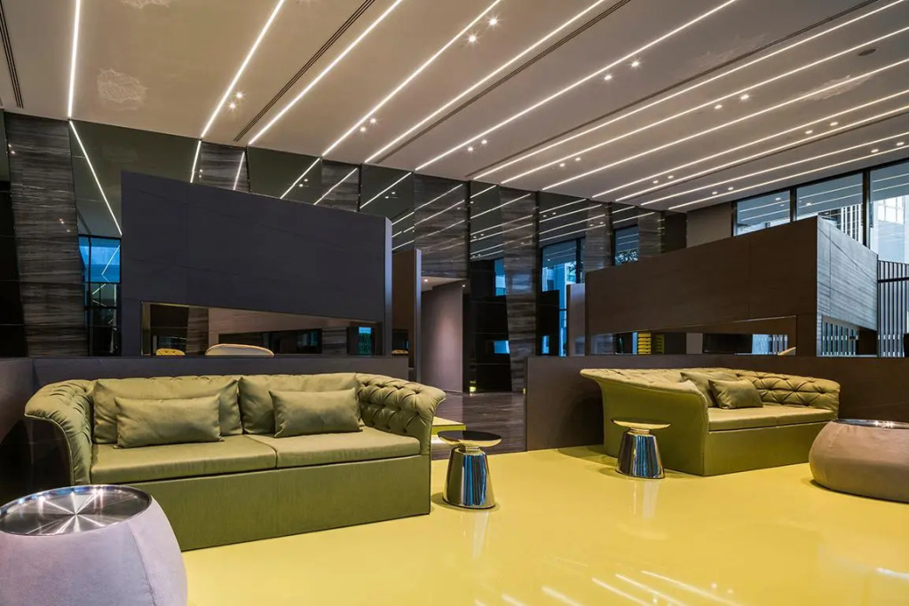 The Base Pattaya by Feng