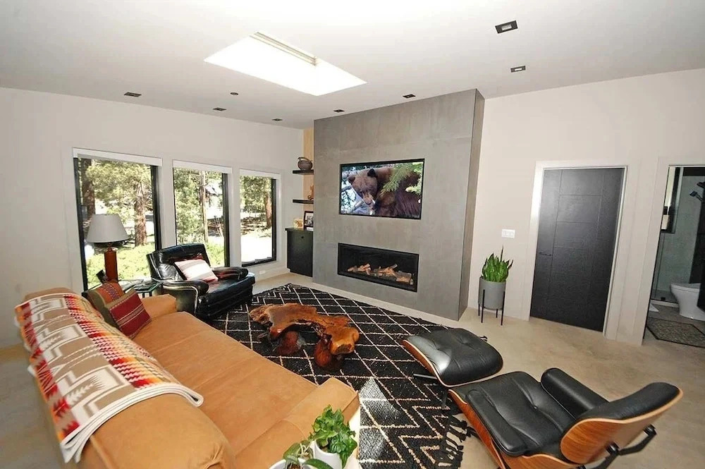 676 El Dorado Avenue 2 Bedroom Home