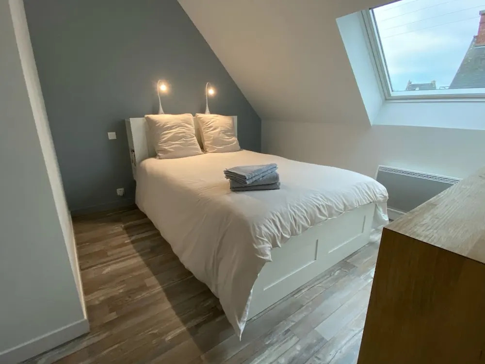 Résidence des 3 îles, en plein centre-ville, à 5 min des plages, 3 appartements neufs