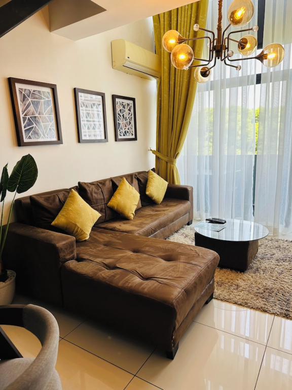 danny's lux home