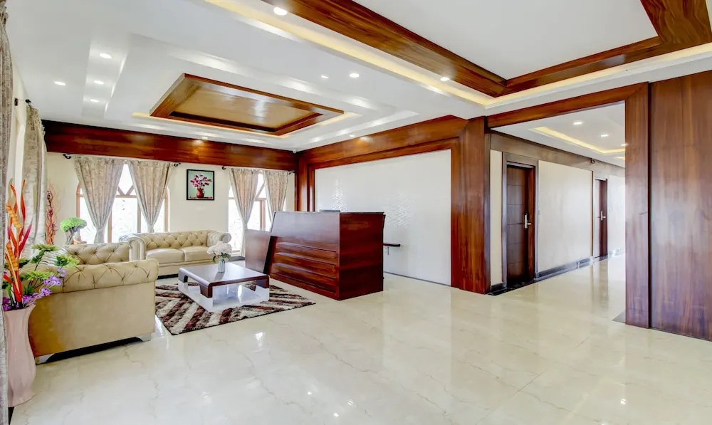 Treebo The Meridian, 10 Mins To Mahatma Gandhi Park