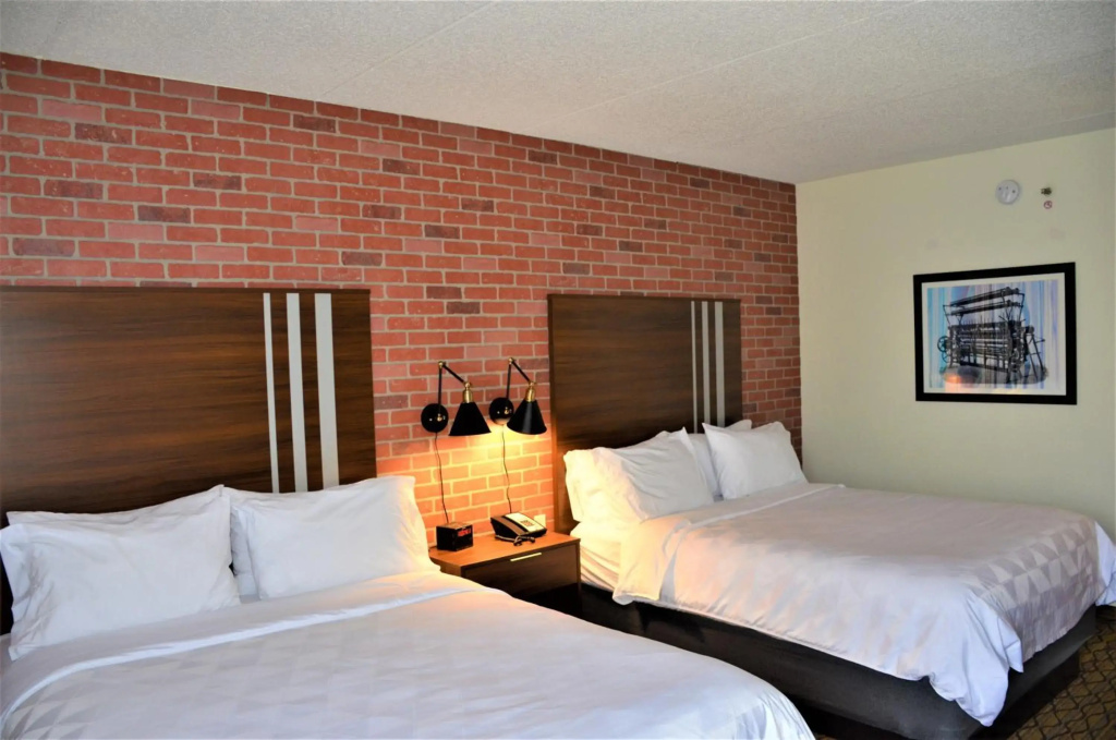 Burrstone Inn, an Ascend Collection Hotel
