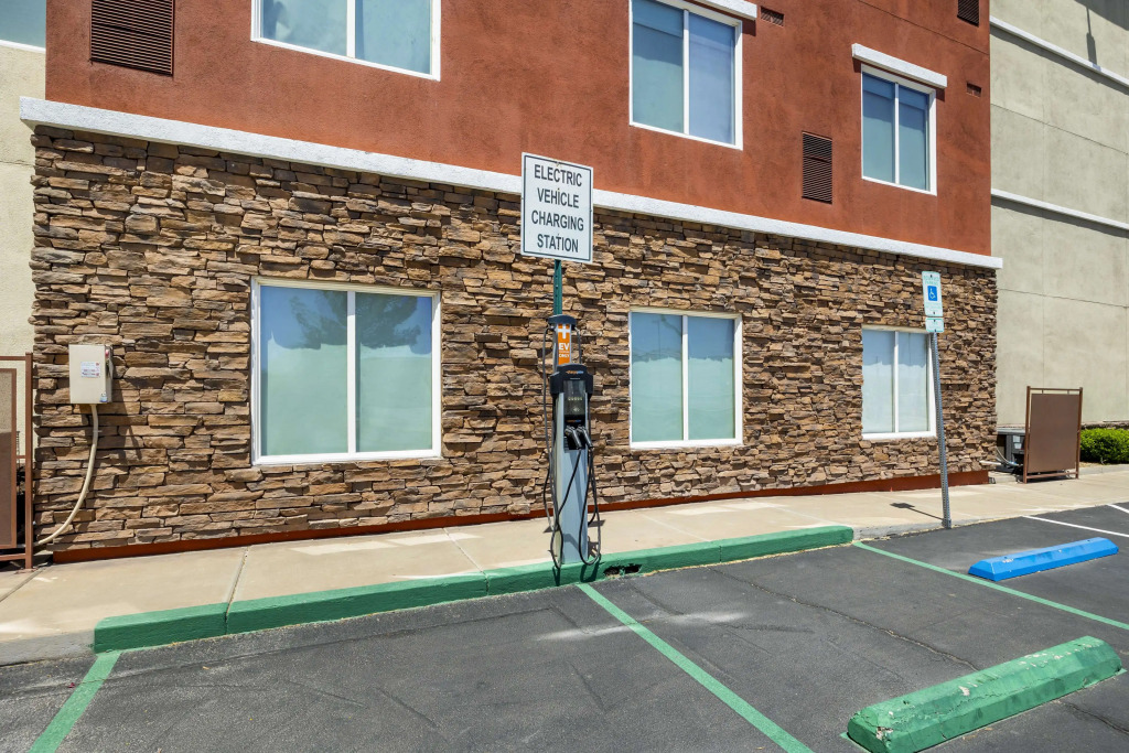 Best Western Plus Henderson Hotel